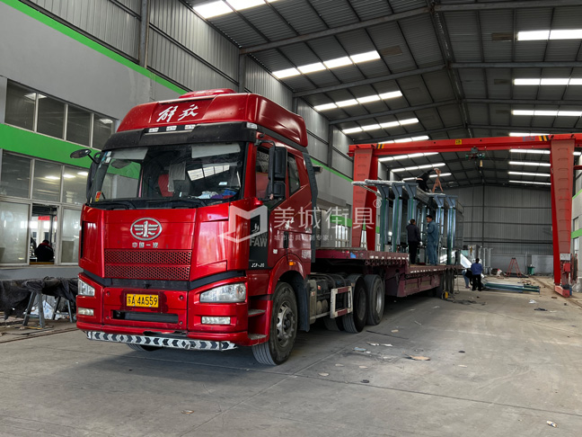 南(nan)京公(gōng)交候車(che)亭